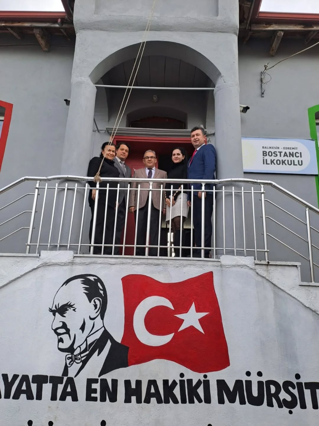 Edremit İlçe Milli Eğitim Müdürlüğü Bostancı İlkokulu'nu Ziyaret Etti