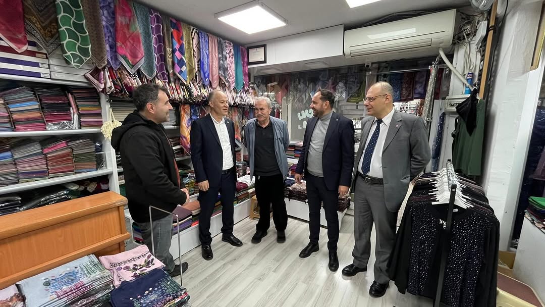 MHP Balıkesir'de Esnaf Ziyareti Gerçekleştirdi