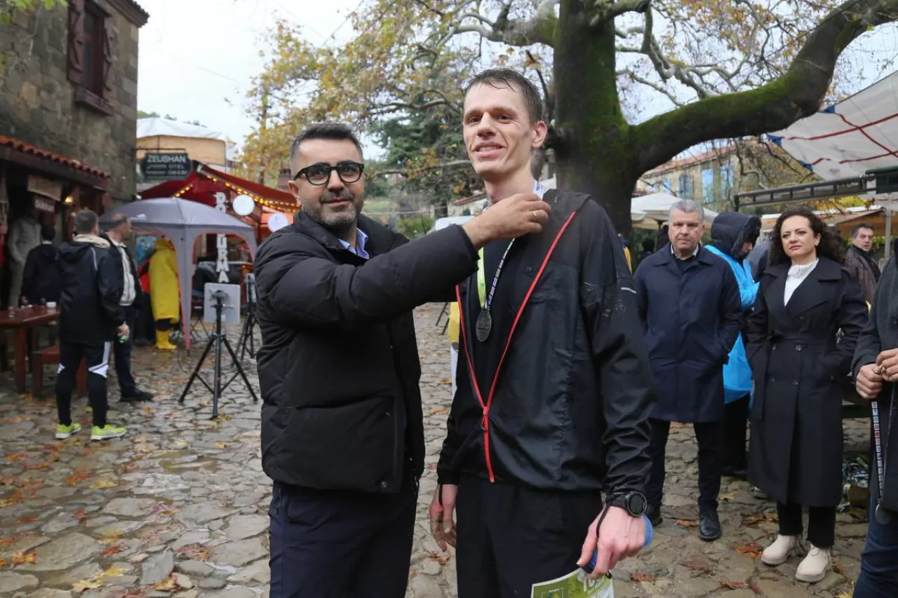 Edremit Belediyesi 9. Kar Spor İda Ultra Koşusu'nda Madalyalar Sahiplerini Buldu