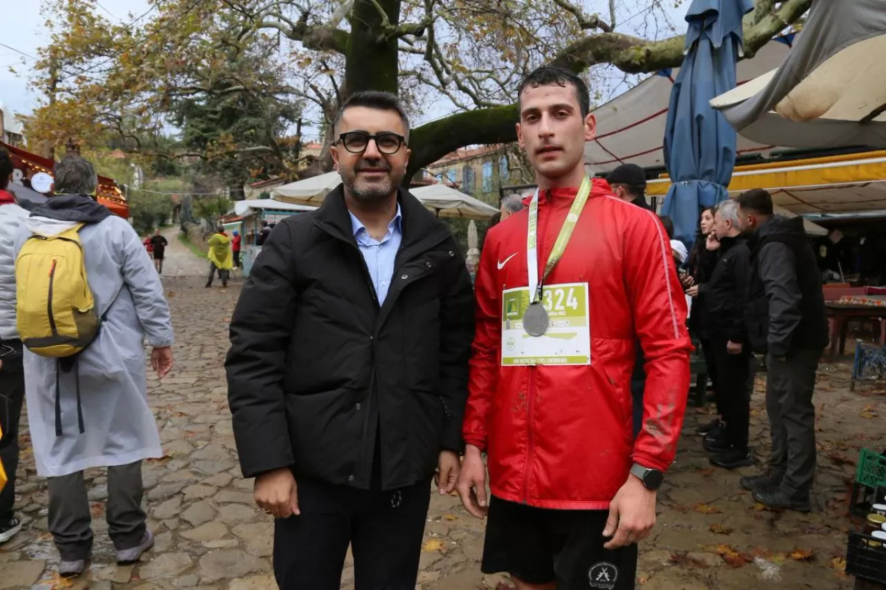 Edremit Belediyesi İdaUltra Maratonu'nda Madalya Töreni Gerçekleşti