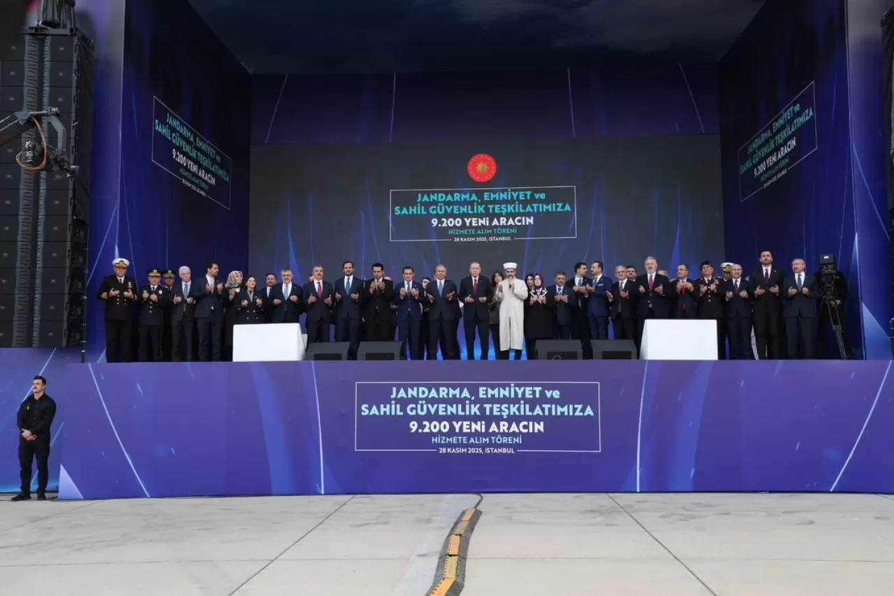 Balıkesir'de Güvenlik Teşkilatlarına 9.200 Yeni Hizmet Aracı Teslim Edildi