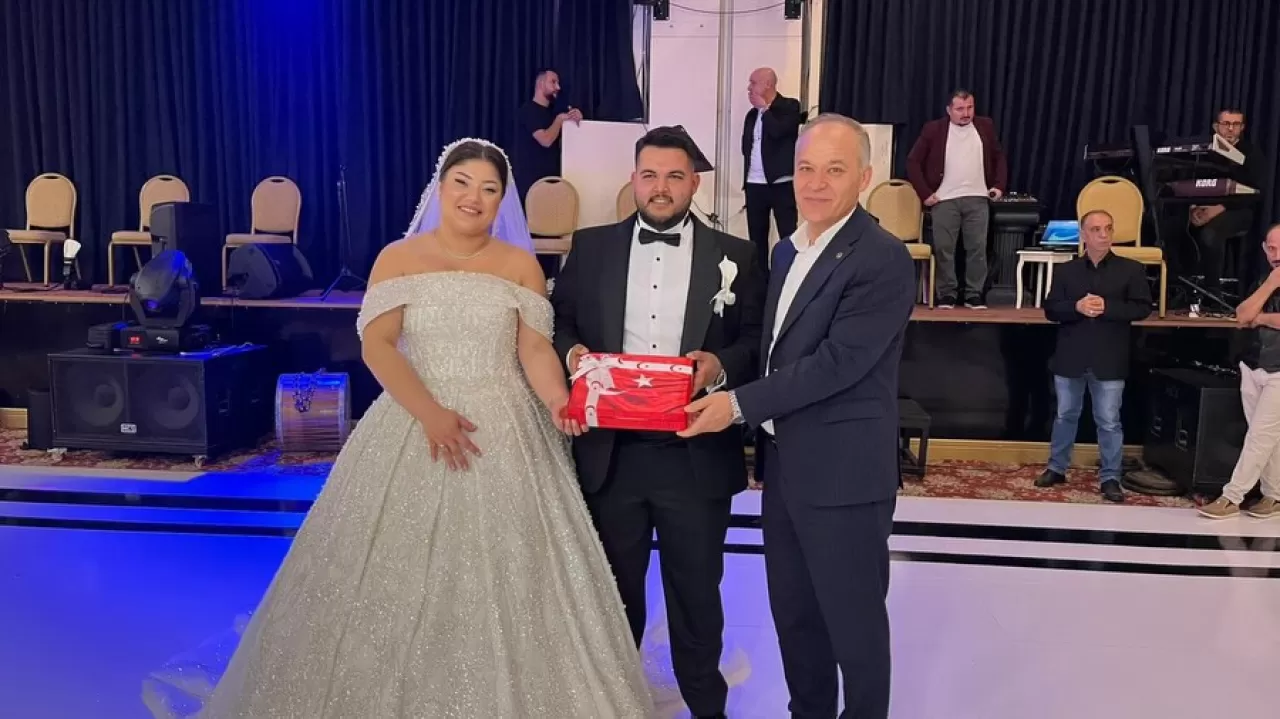 MHP Balıkesir İl Başkanlığı, Üye Çocuklarının Düğün Töreninde