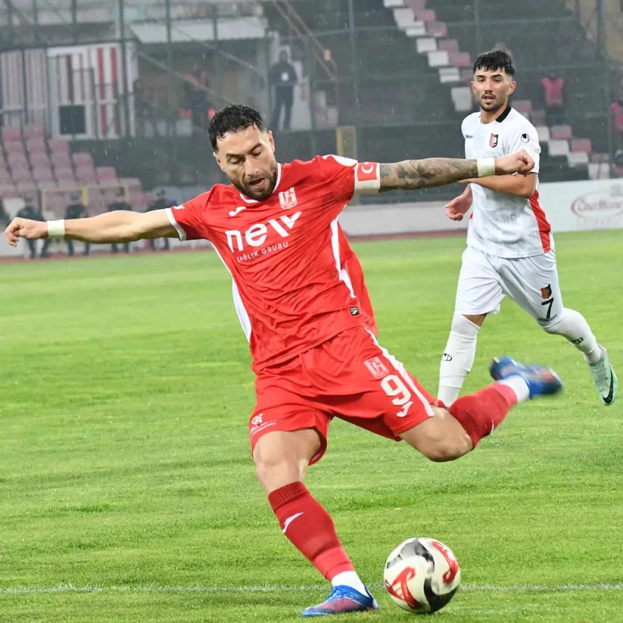 Balıkesirspor, Uşakspor'u 1-0 Mağlup Etti