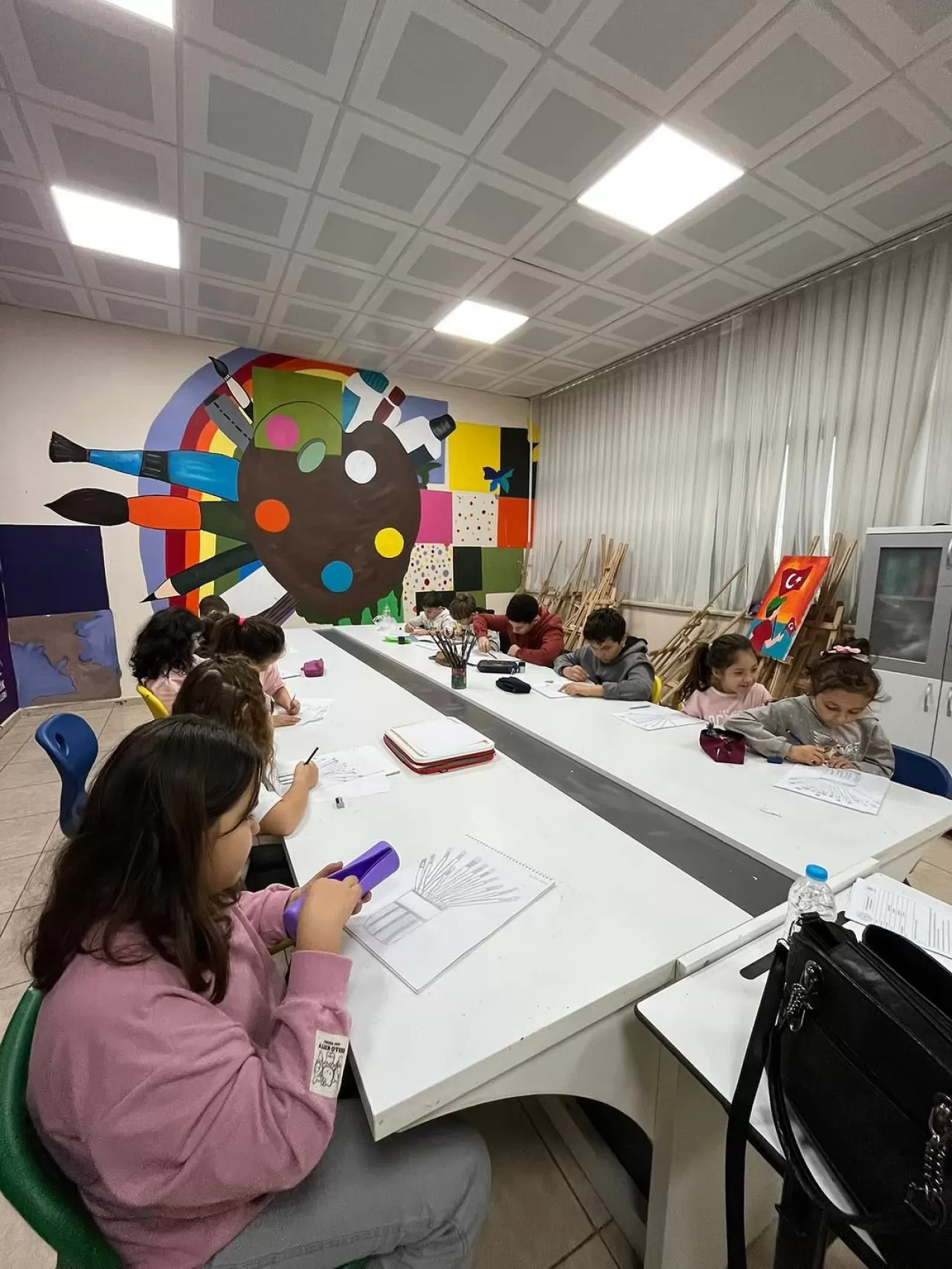 Edremit Halk Eğitimi Merkezi'nde Resim Kursu Başladı