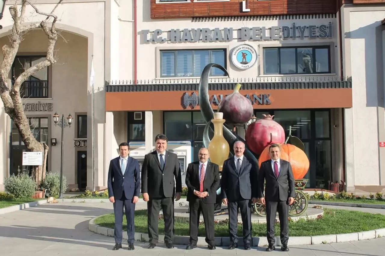 Valiler ve Üst Düzey Komutanlar Havran'da Bir Araya Geldi