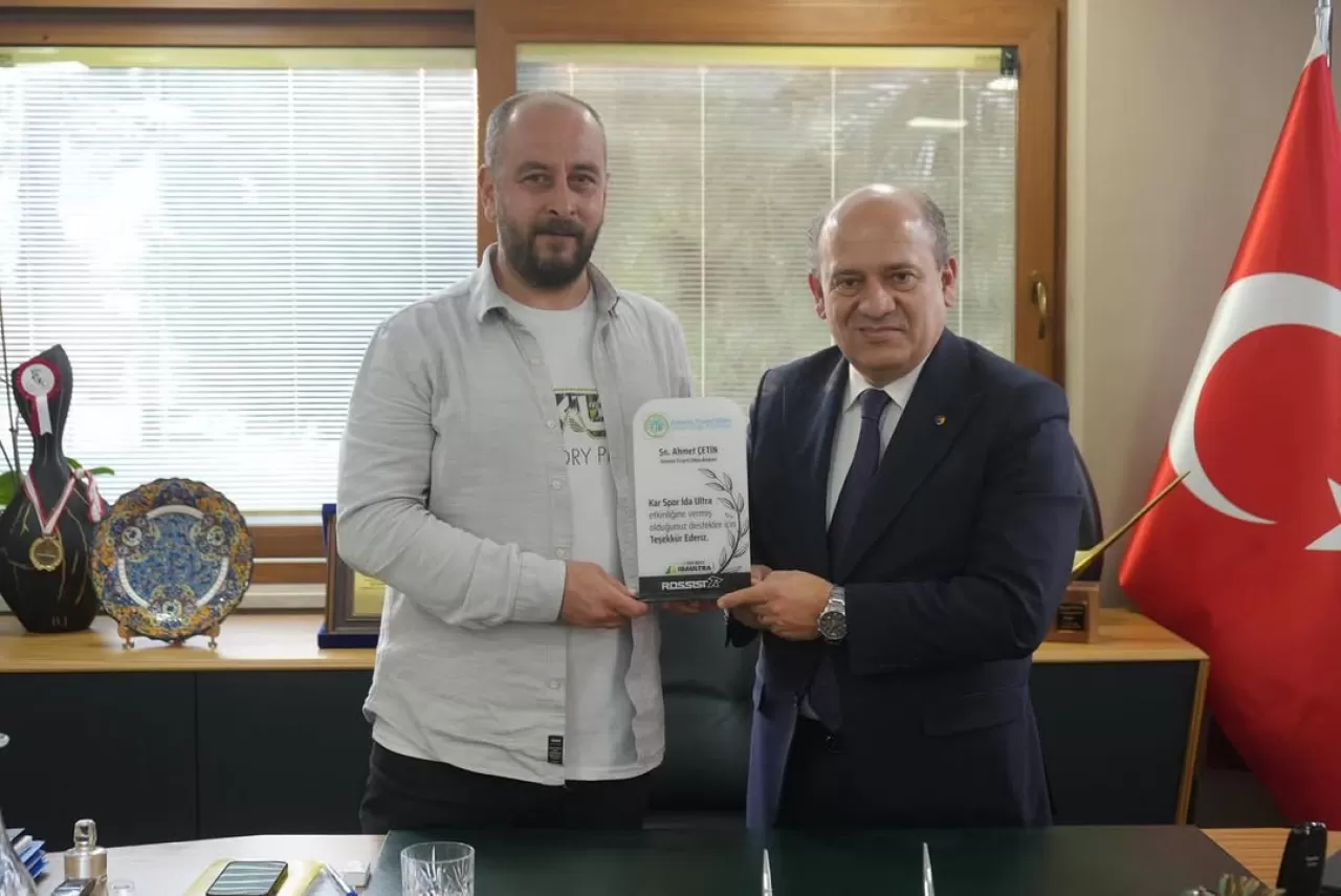 Edremit Ticaret Odası, İda Ultra Maratonu'ndan Plaketle Onurlandırıldı