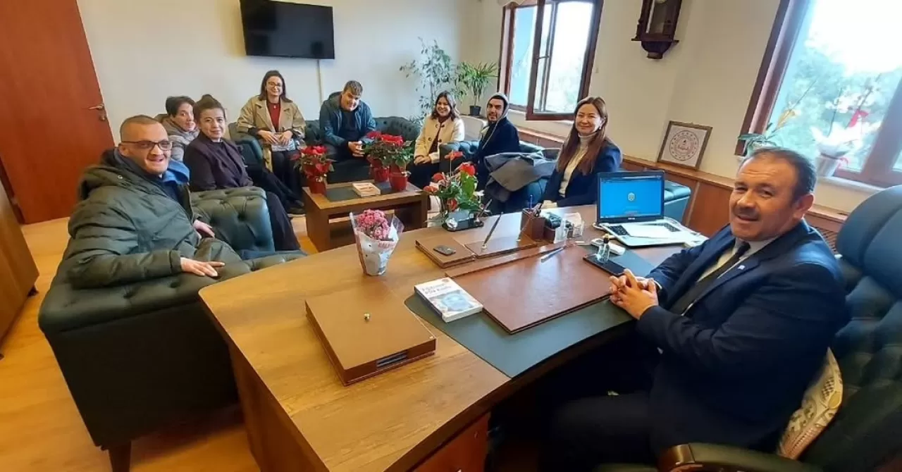 İvrindi'de Dünya Engelliler Günü'nde Anlamlı Ziyaret