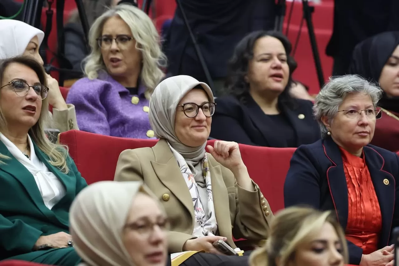 Türk Kadınının Seçme ve Seçilme Hakkının 91. Yılı TBMM'de Kutlandı