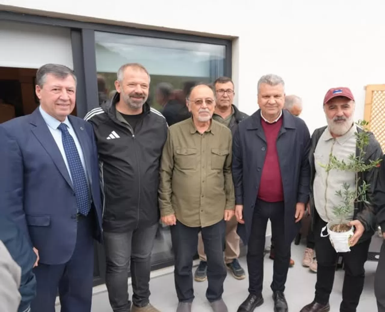 TAKSAV'ın Edremit'teki Açılışına Yerel Yönetimden Tam Destek