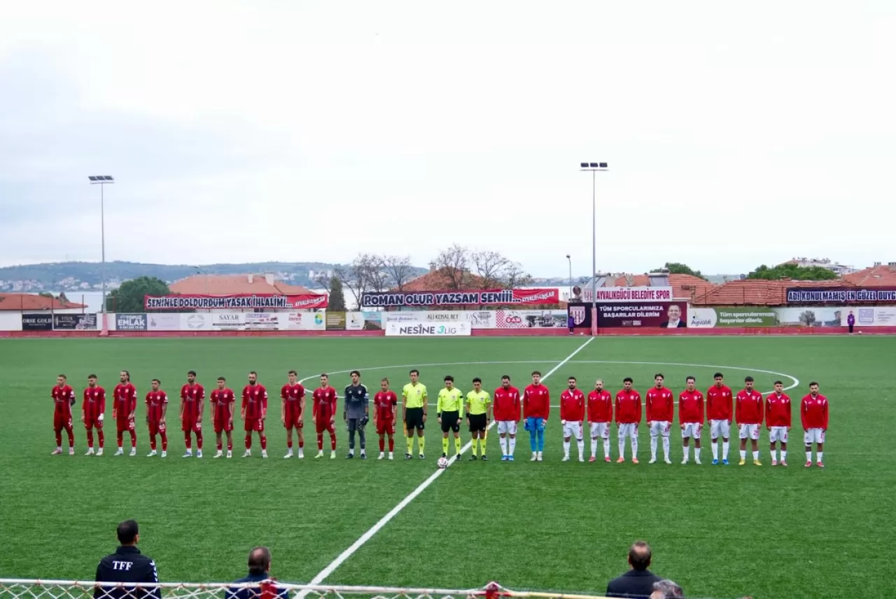 Balıkesir'de Spor Rüzgarları: Ayvalıkgücü ve Balıkesirspor Hüsnü Uğural Stadyumu'nda Karşılaştı