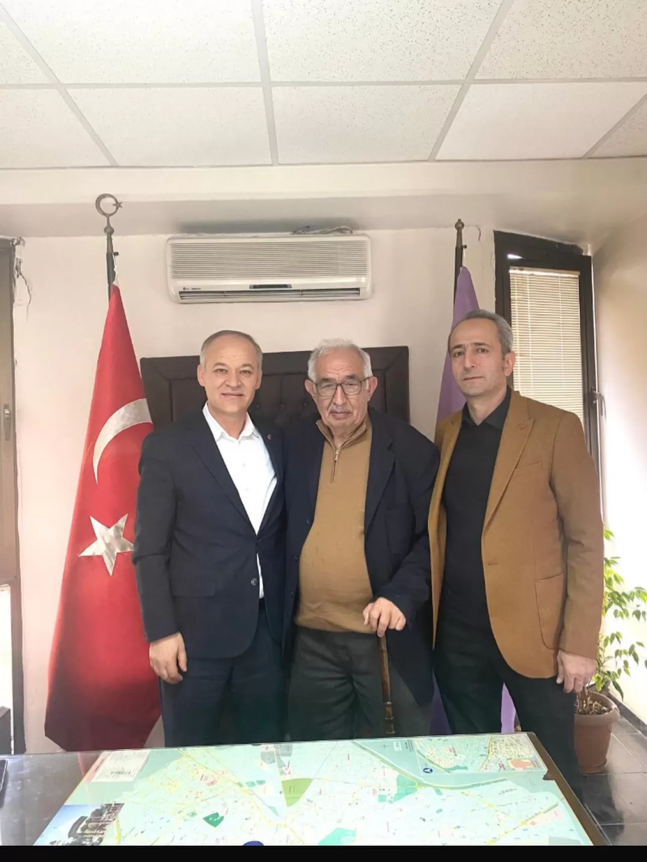 Edremitli Fırıncılardan MHP'ye Ziyaret