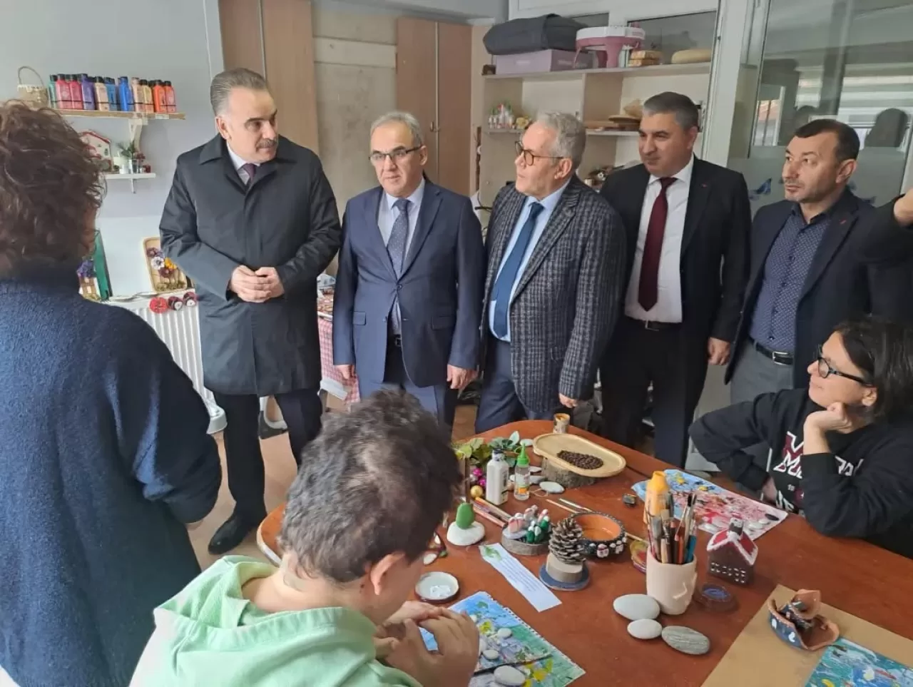 Edremit'te Halk Eğitimi Merkezi Kursları Yerinde İncelendi