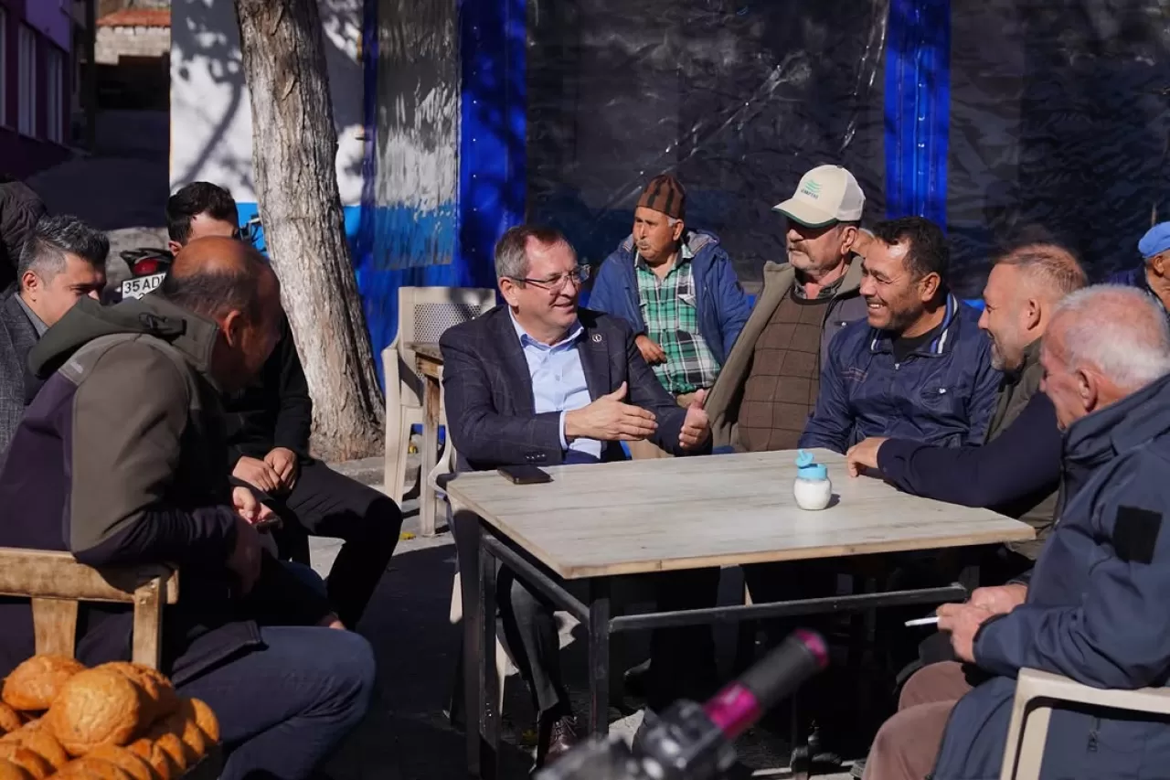 Ayvalık Belediye Başkanı Mesut Ergin, Çamoba Köyü'nde Hemşehrileriyle Buluştu