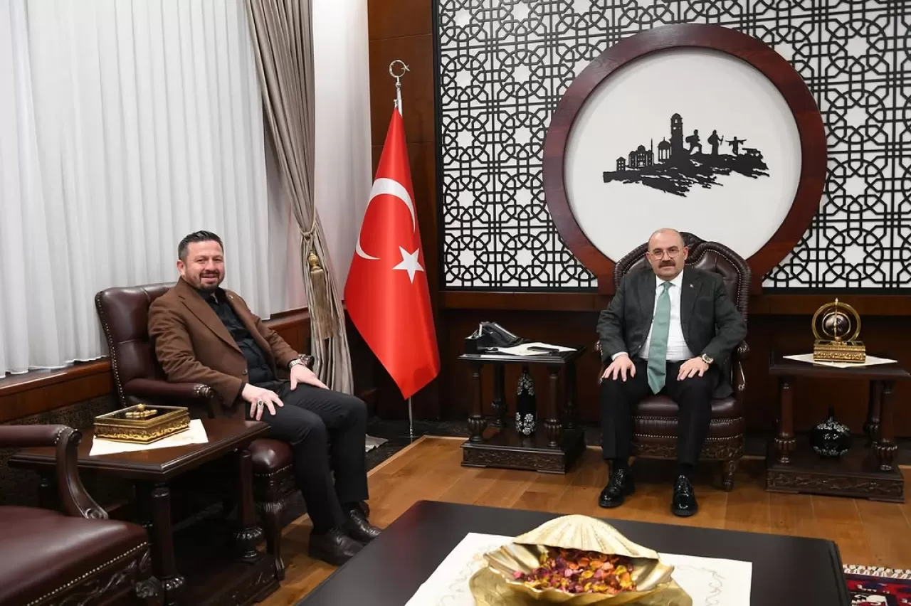 AK Parti Balıkesir İl Başkanı Vali Ustaoğlu'nu Ziyaret Etti