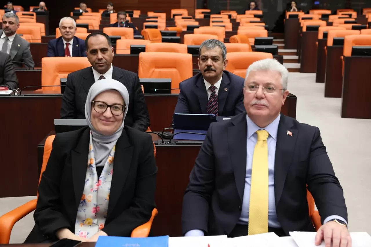 AK Parti Balıkesir Milletvekili Uygur, TBMM'de 2026 Yılı Bütçe Görüşmelerine Katılıyor