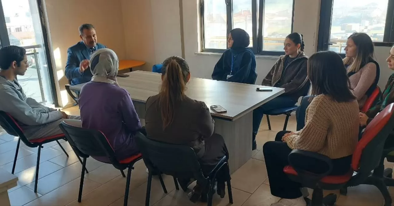 İvrindi İlçe Milli Eğitim Müdürü Yücel, Özel Eğitim Merkezi'ni Ziyaret Etti