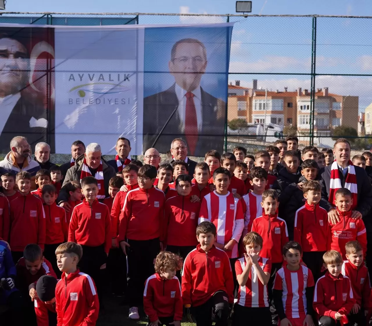 Ayvalık'a Yeni Spor Tesisi Kazandırıldı