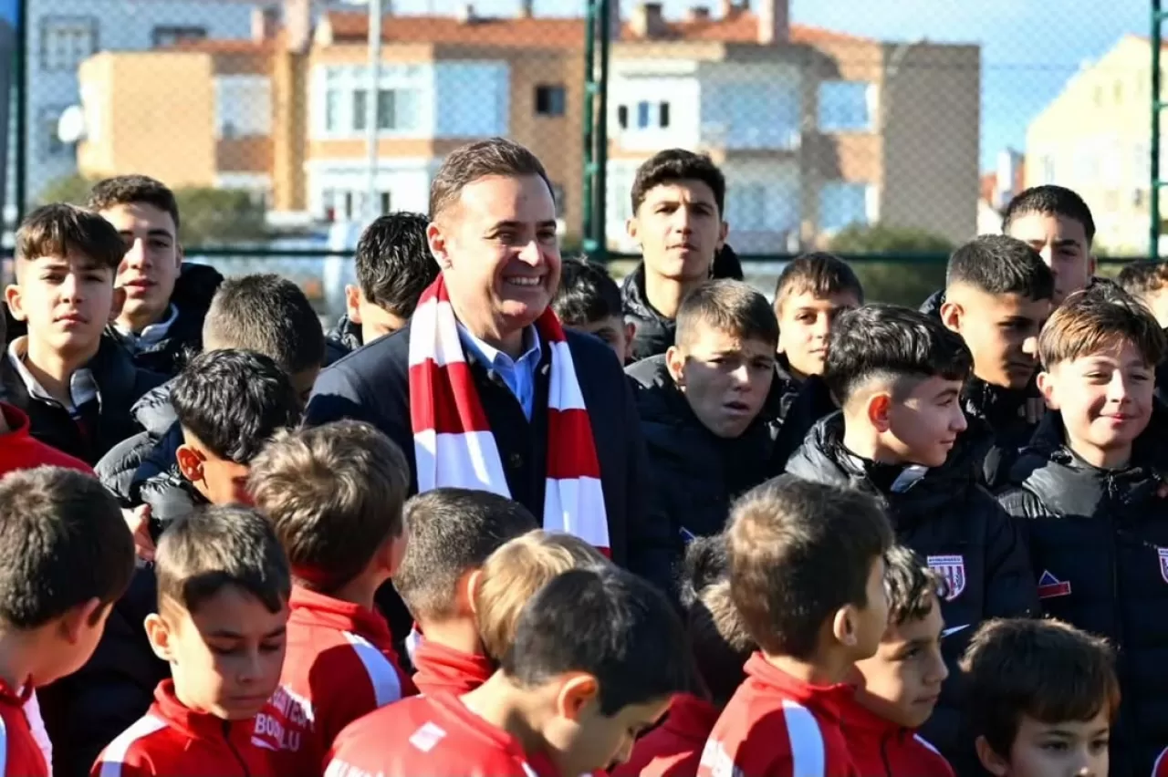 Ayvalık'a Yeni Spor Tesisi Kazandırıldı