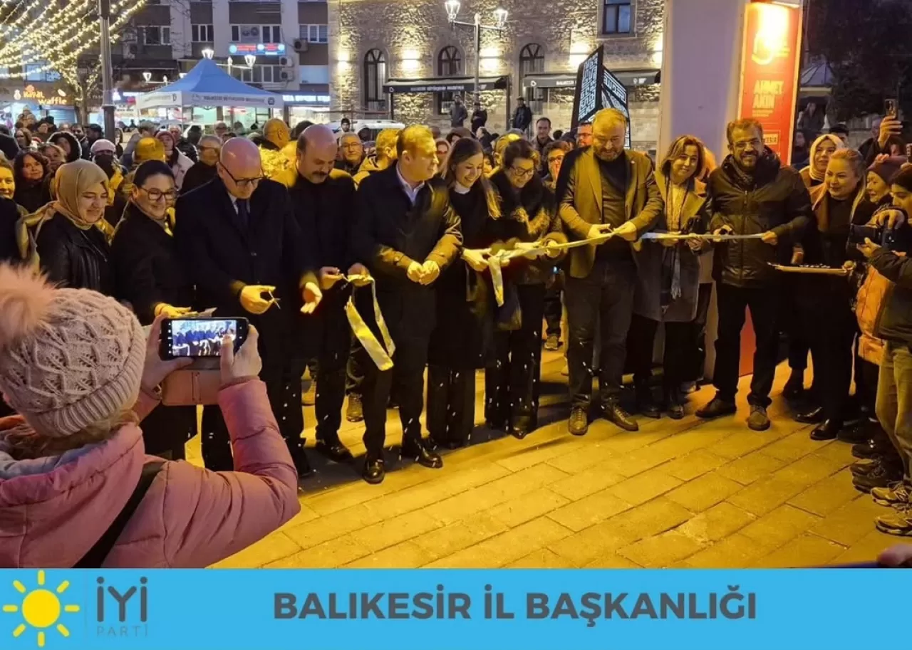 İYİ Parti, Balıkesir 2026 Çarşı Açılışına Katıldı