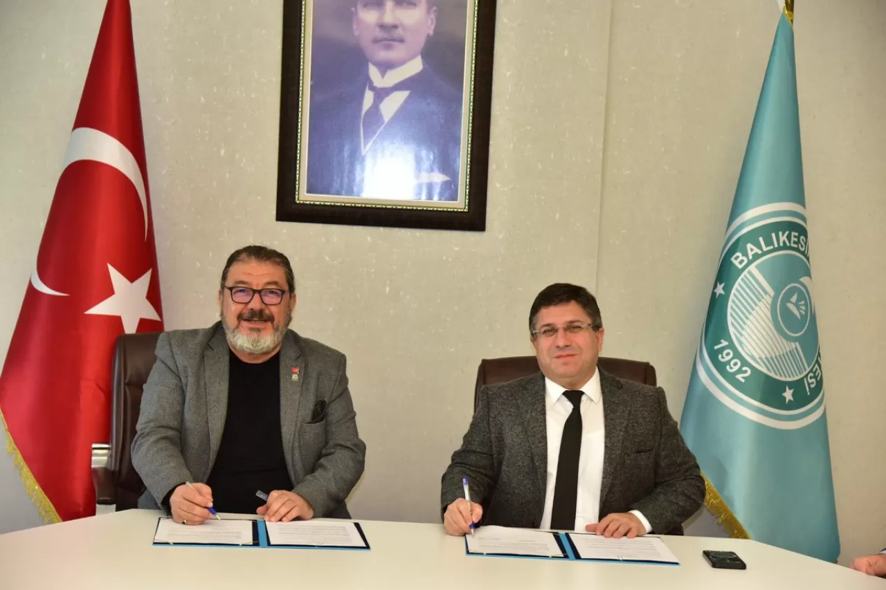 Balıkesir Üniversitesi ile Çelmak Makina Arasında İş Birliği Protokolü