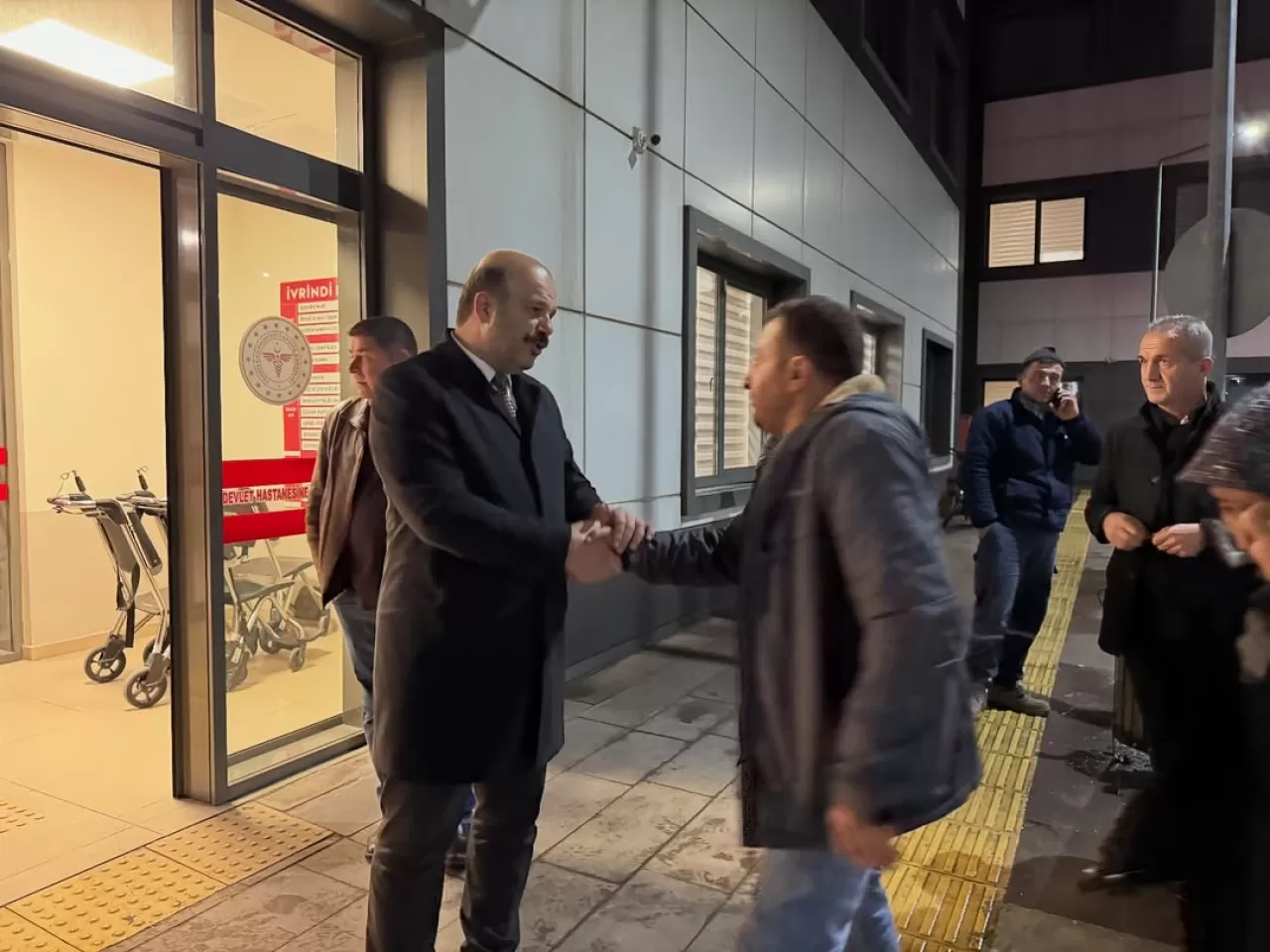 İvrindi'de Servis Kazası Geçirenler Sevindirdi