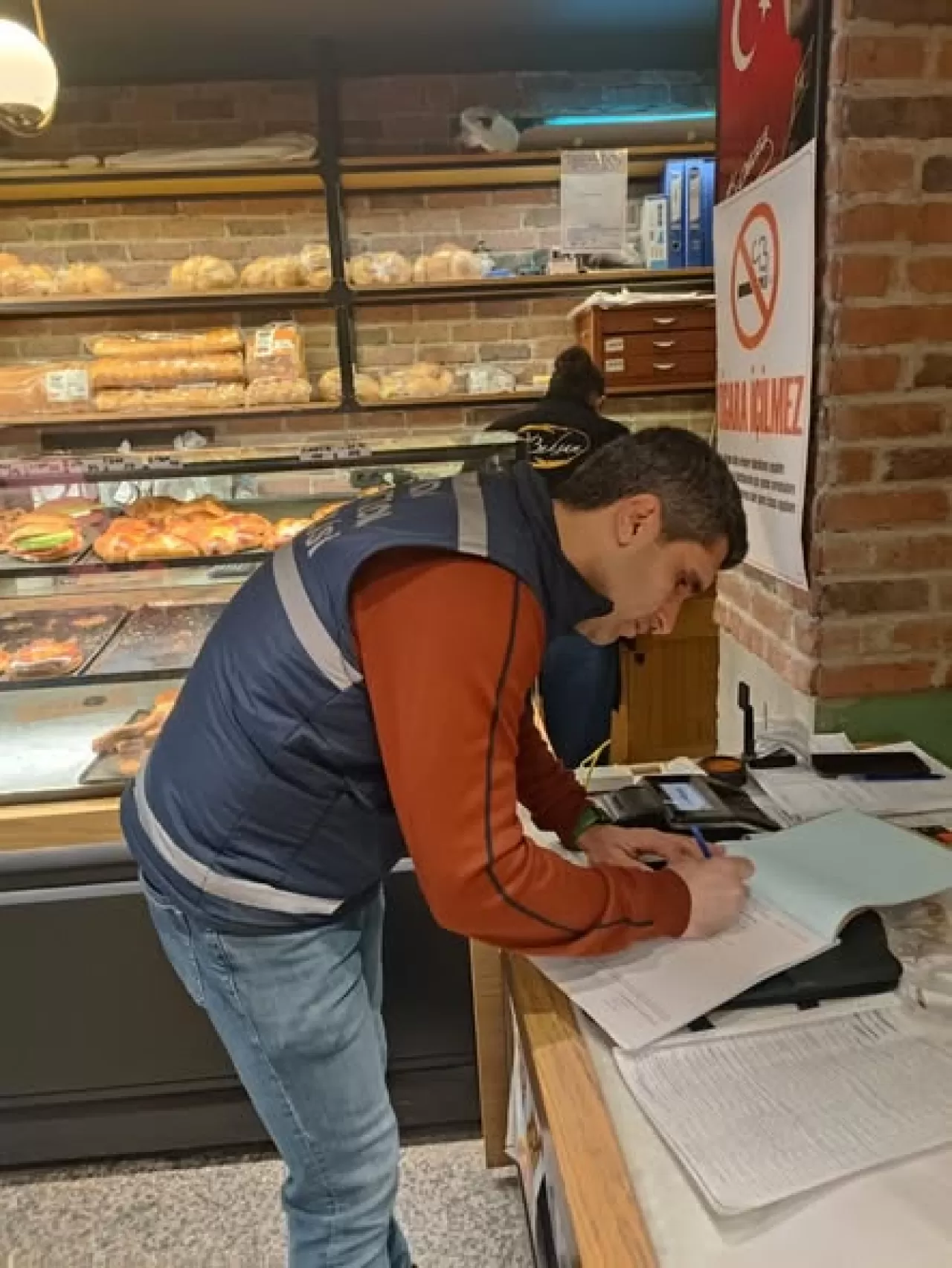 Altıeylül'de Gıda Denetimleri Sıkılaştırıldı