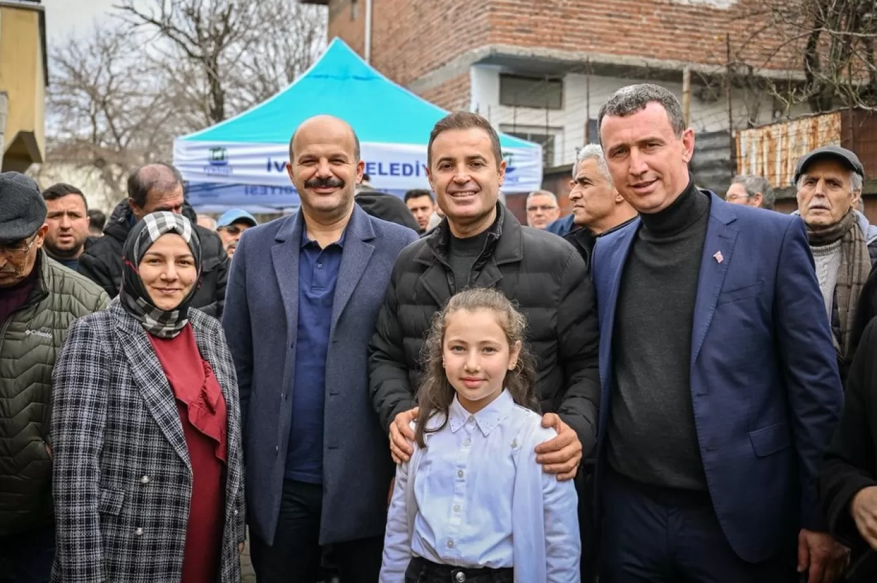 İvrindi'de Dayanışma Ruhu: Hayır Etkinliğinde Hemşehriler Buluştu