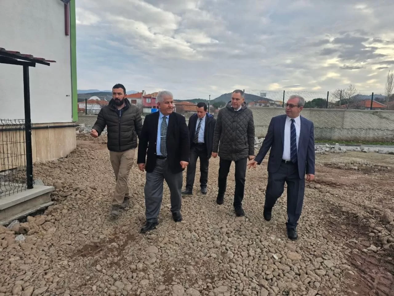 Sındırgı'da Eğitime Yeni Soluk: Kurtuluş İlkokulu'nun Yeni Binası İncelendi