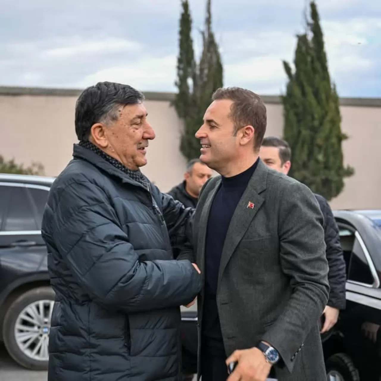 Balıkesir Büyükşehir Belediye Başkanı Ahmet Akın, Balıkesir Ticaret Borsası'nı Ziyaret Etti