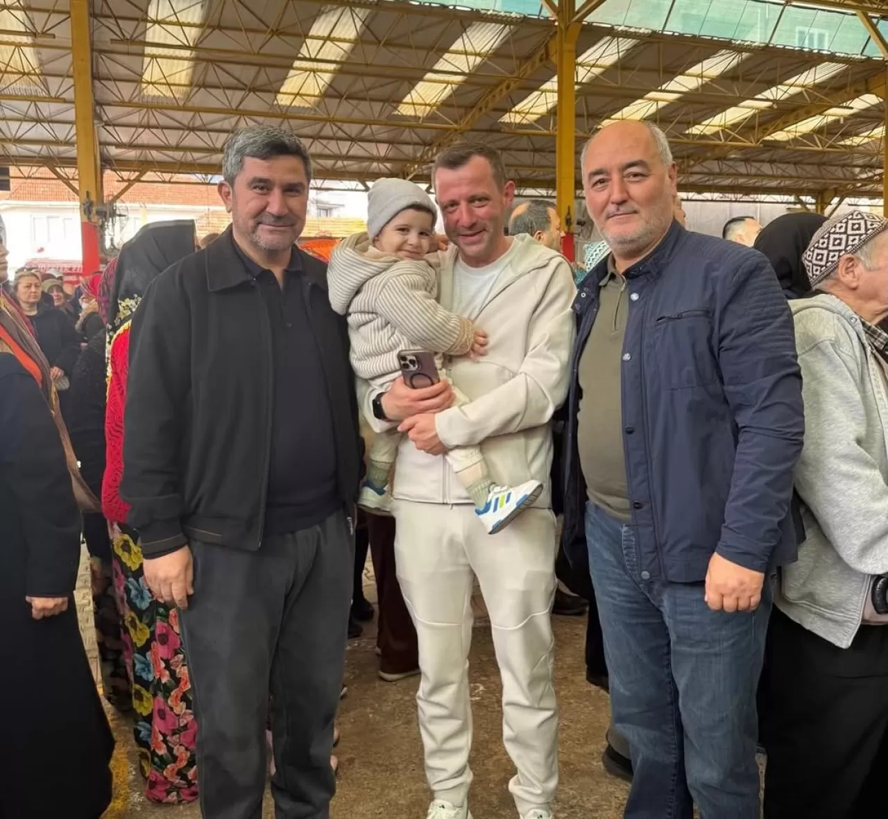 Havran'dan Umreye Giden Vatandaşlar Yola Çıktı