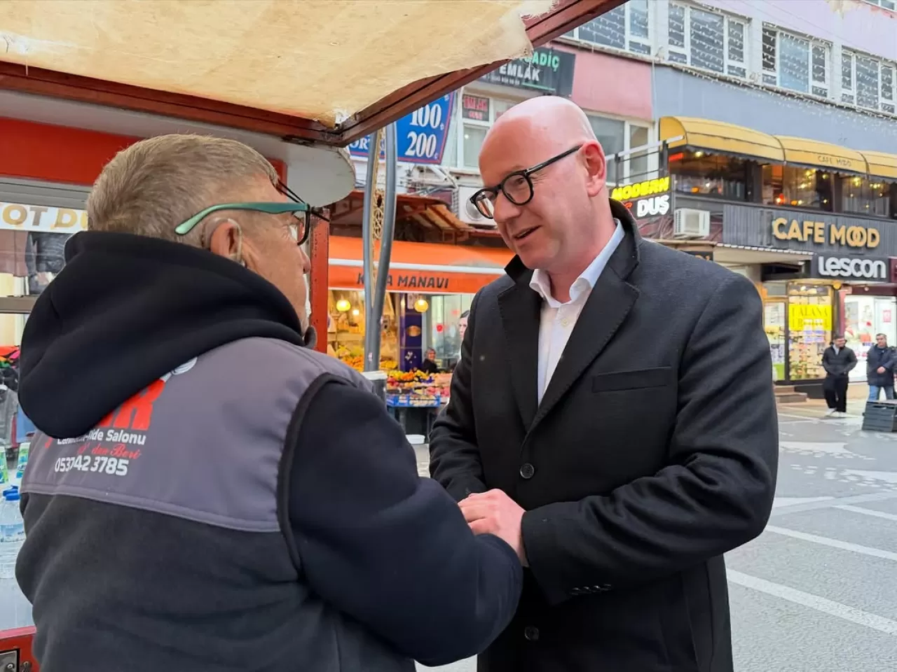 Balıkesir'de Esnaf ve Vatandaşın Geçim Sıkıntısı Meclis'e Taşınıyor