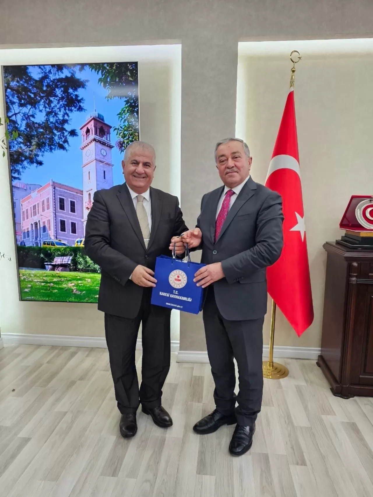 Balıkesir'de Eğitim Görüşmesi: Kal, Kaymakam Arslanbaş'ı Ziyaret Etti