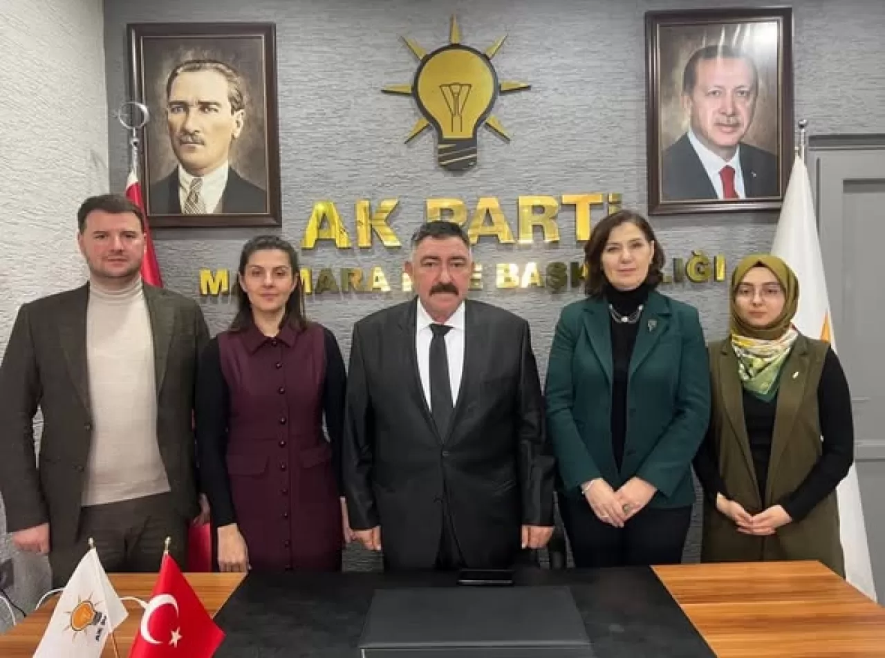AK Parti Balıkesir İl Başkanlığı'na Saldırı Kınandı