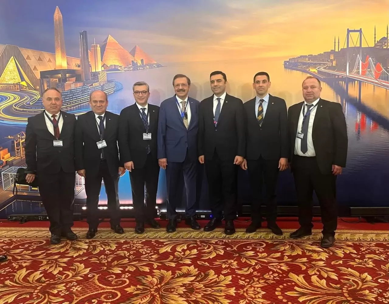 Mısır-Türkiye İş Forumu'nda 15 Milyar Dolarlık Ticaret Hedefi Konuşuldu