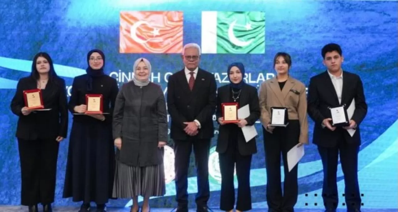 Balıkesirli Öğrenci, Türkiye-Pakistan Dostluğunu Anlattığı Kompozisyonla Ödül Kazandı