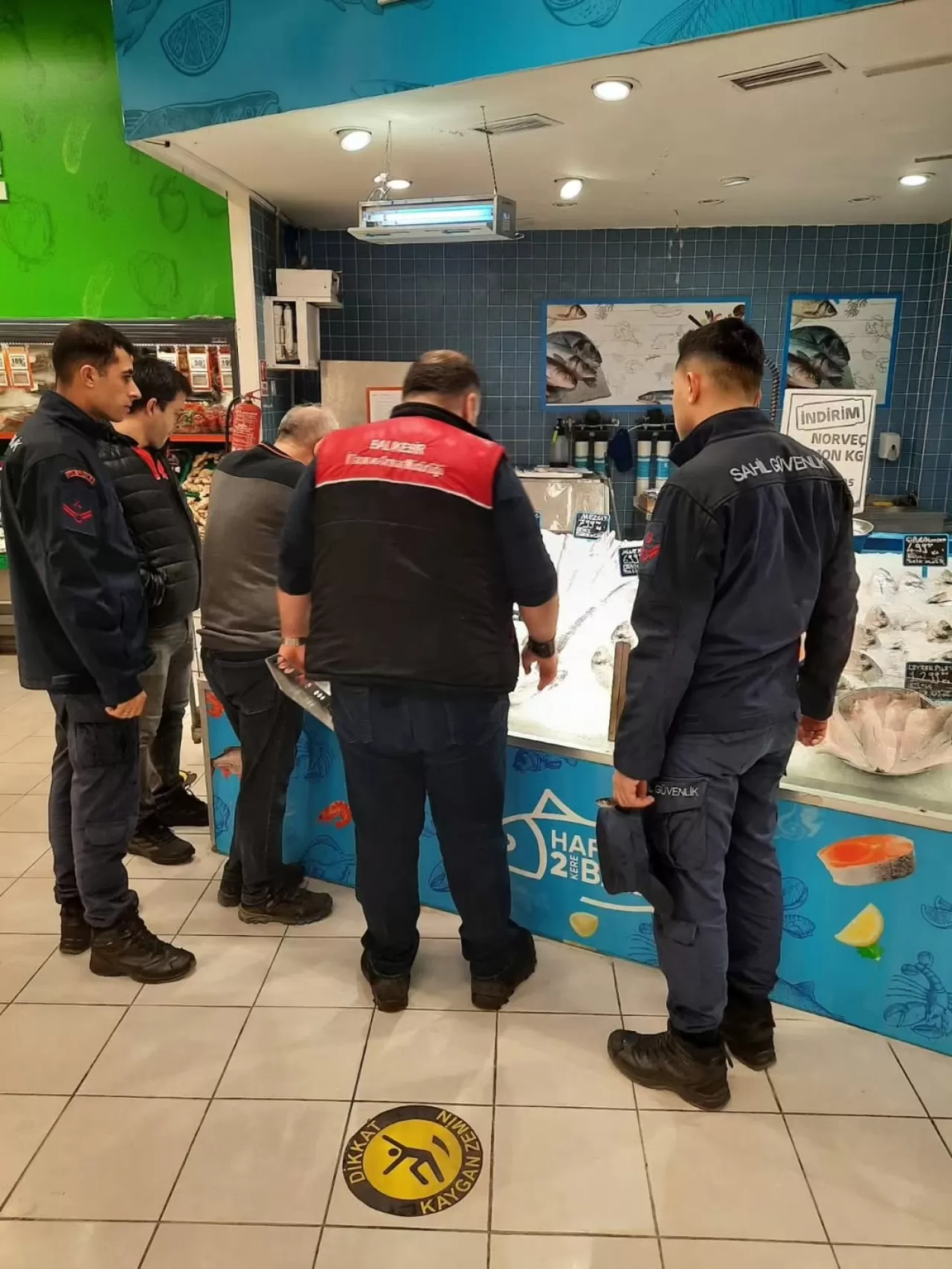 Edremit'te Sahil Güvenlik ile Koordineli Su Ürünleri Denetimi