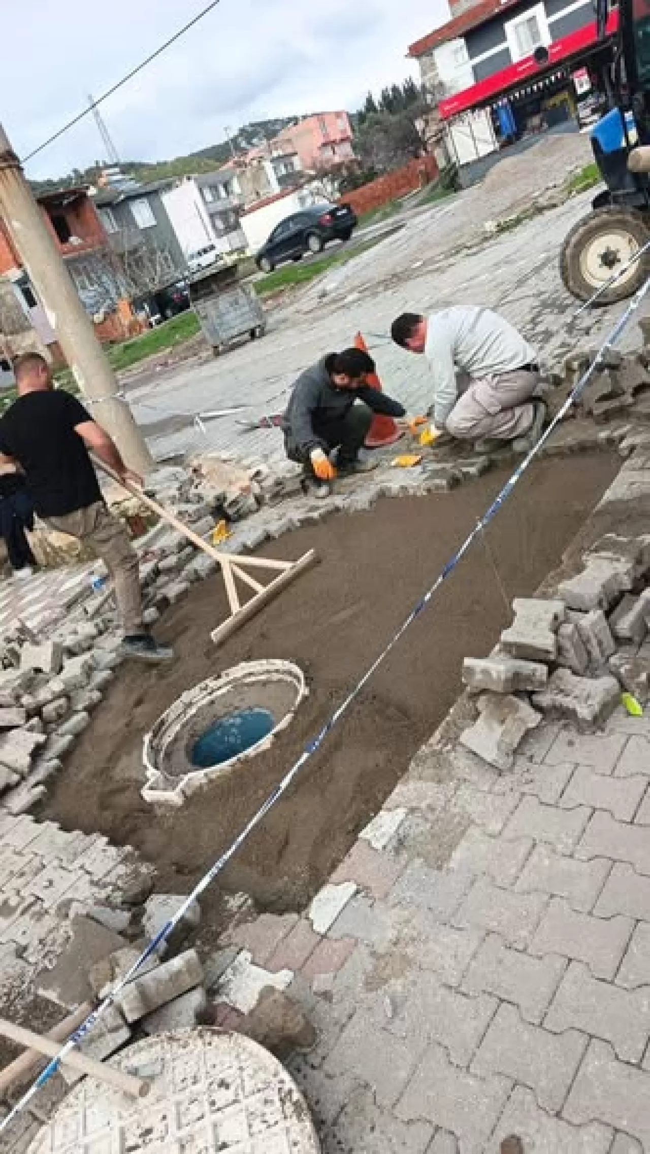 Edremit Belediyesi İbrahimce Mahallesi'nde Yol Çalışmalarına Başladı