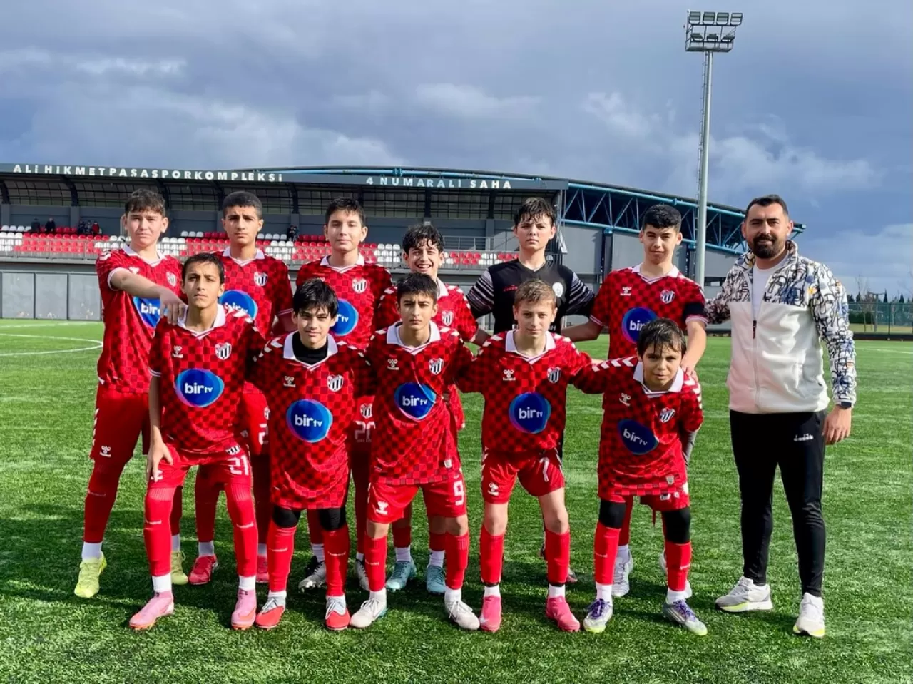 Burhaniye Belediyespor U-14 Takımı, Balıkesir Şampiyonu Oldu