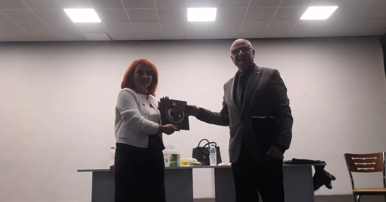 Havran'da Mucit Abla ile Bilim Şenliği: 1000 Öğrenci Eğlenerek Öğrendi