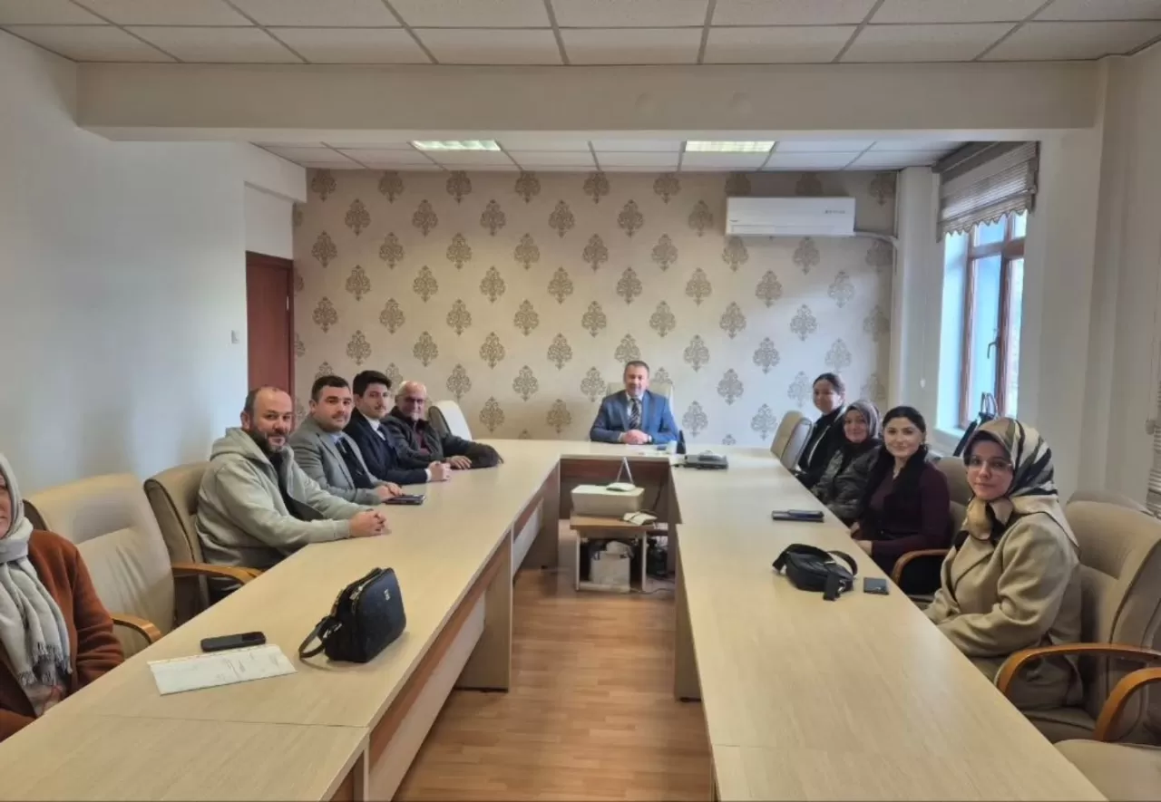 İvrindi'de Özel Eğitim Kurumları Müdürleriyle Eğitim Zirvesi