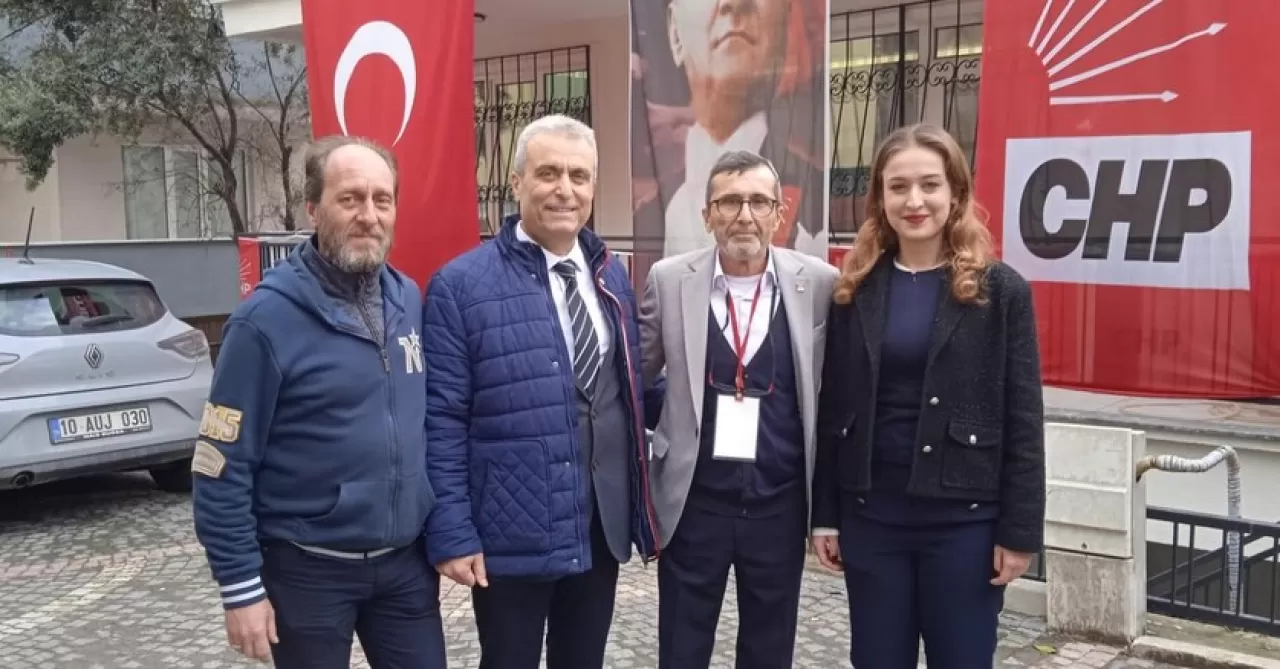CHP'de İlçe Dayanışması: Altıeylül ve Karesi Yönetimleri Bir Araya Geldi