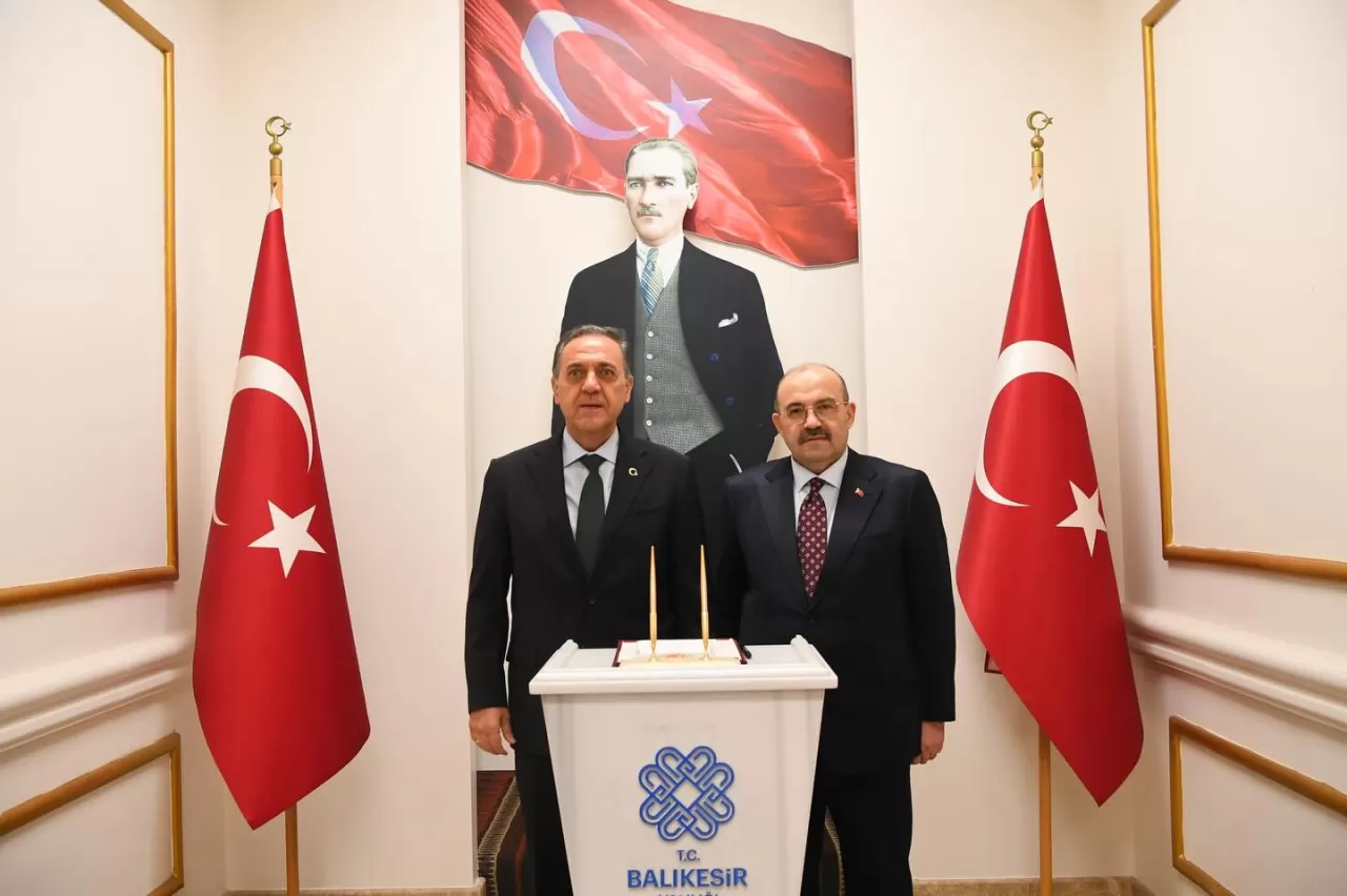 Yalova Valisi Balıkesir'de Göç Koordinasyon Toplantısı Çerçevesinde Ziyarette Bulundu