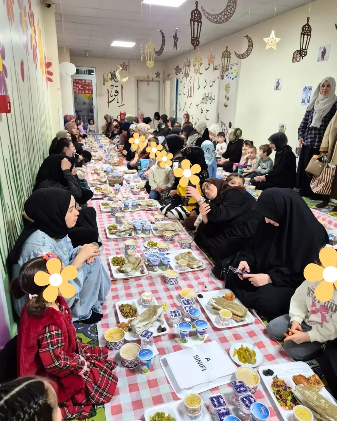 Balıkesir'de Minik Öğrencilere Yönelik Anlamlı İftar Programı