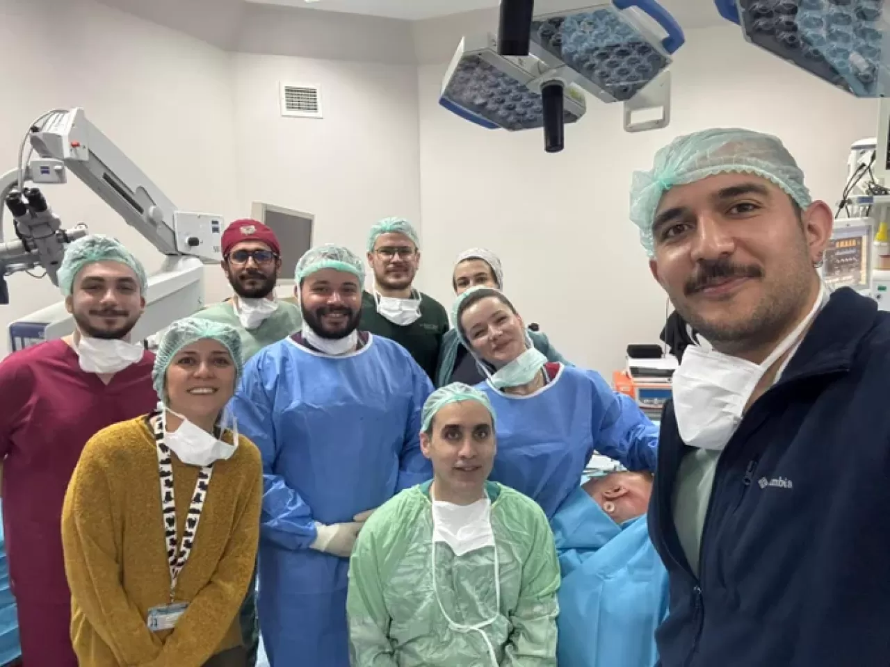 Balıkesir Üniversitesi Hastanesi'nde İşitme Kaybına Yeni Çözüm: BAHA Başarıyla Uygulandı