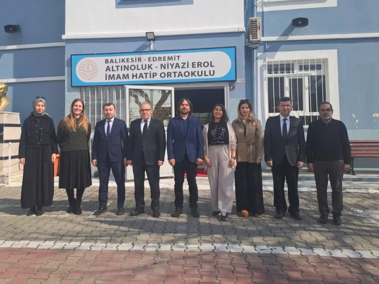 Edremit İlçe Milli Eğitim Müdürlüğü Altınoluk'taki Okulları Ziyaret Etti