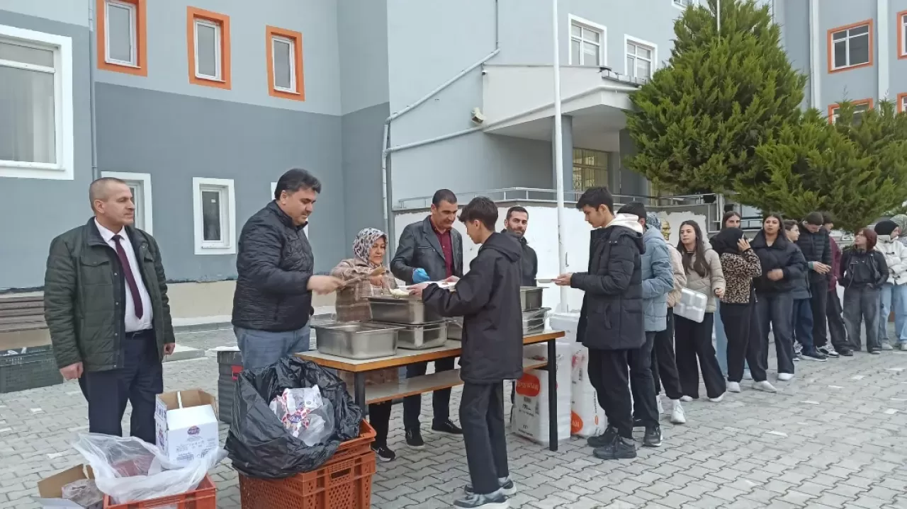 Havran'da Eğitim Camiası Ramazan İftarında Buluştu