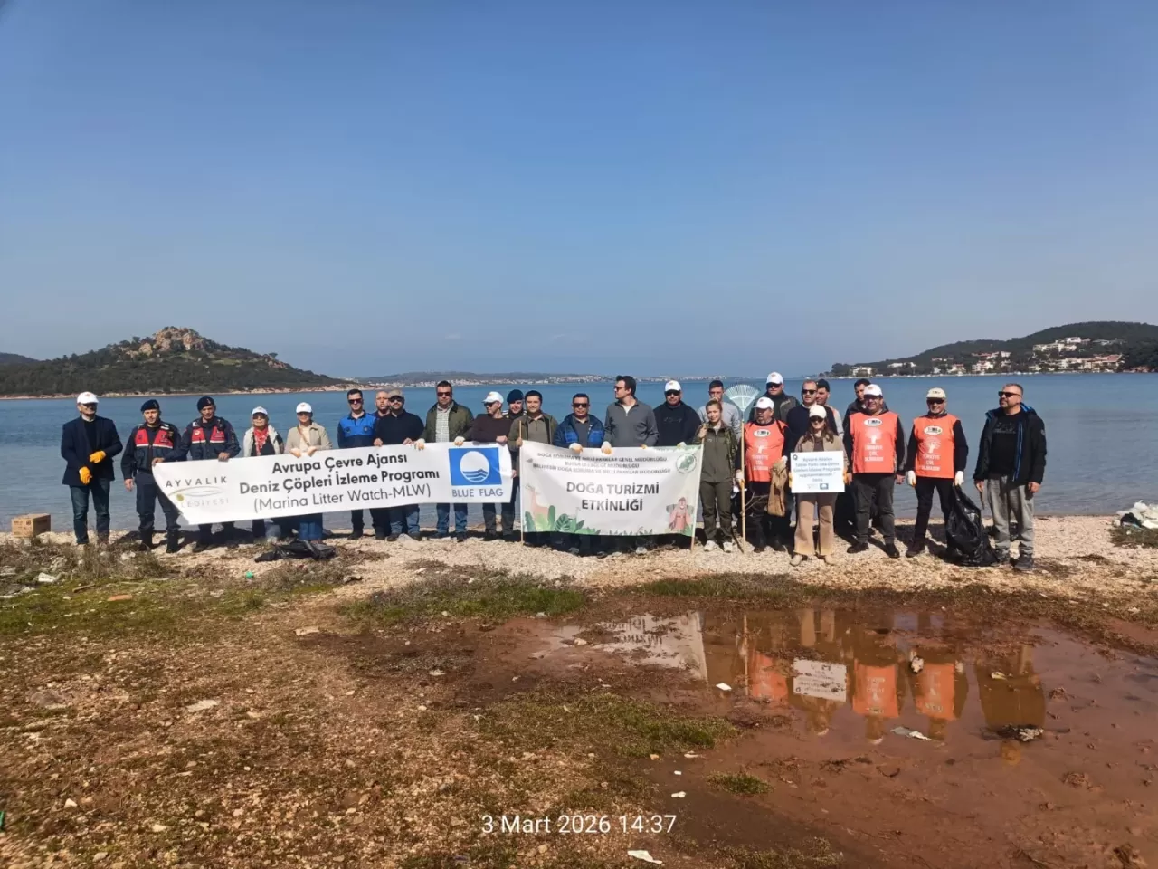 Ayvalık Adaları Tabiat Parkı'nda Çevre Temizliği Seferberliği