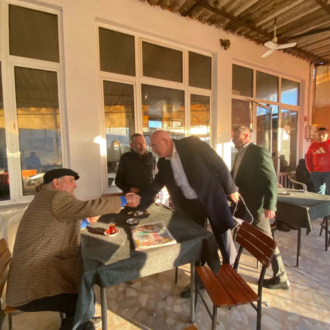 AK Partili İsmail Ok, Erdek'te Vatandaşlarla Buluştu