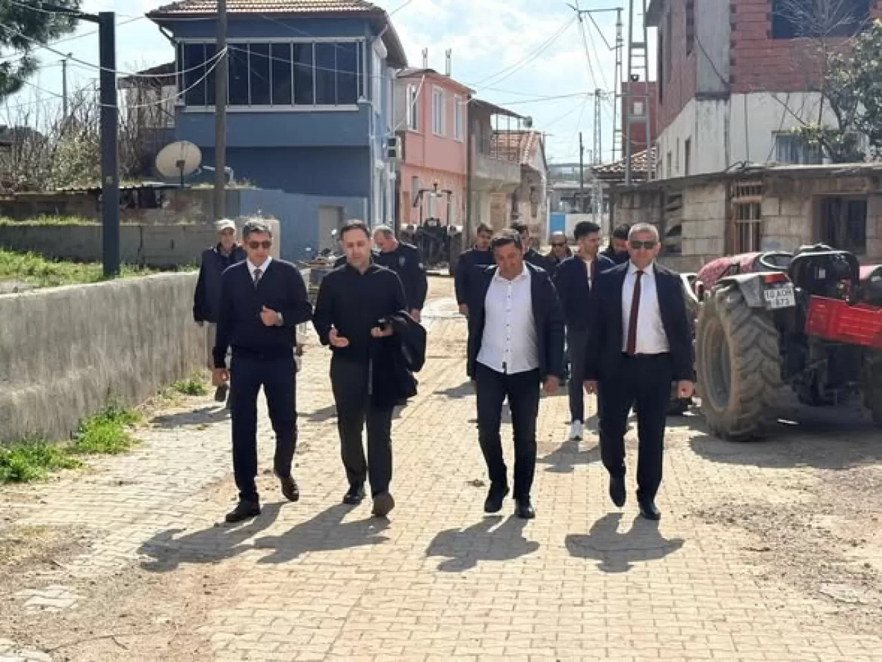 Gömeç Kaymakamlığı Kuyualan Köyü'nde Vatandaşlarla Buluştu