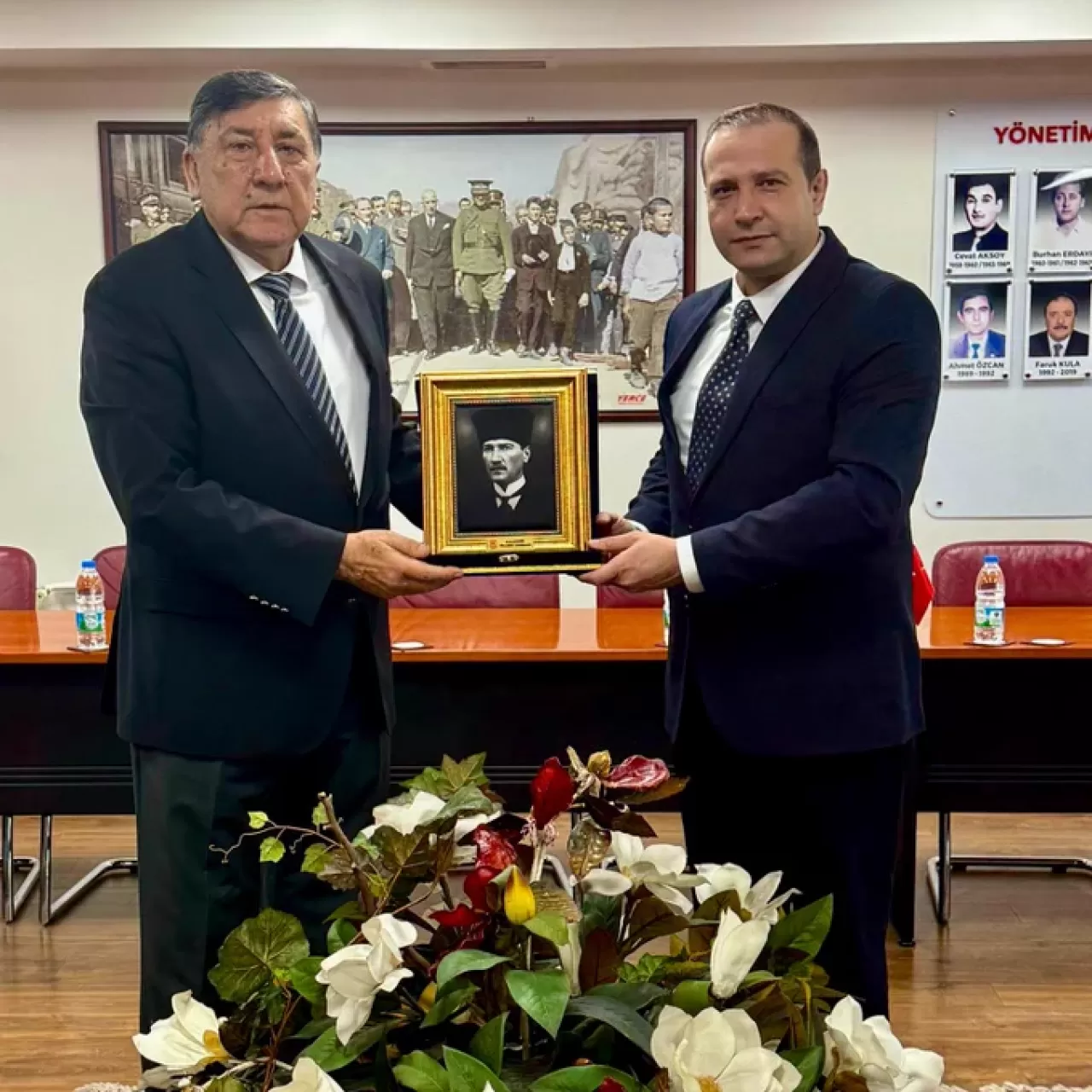 Balıkesir Ticaret Borsası Başkanı'ndan Ziraat Bankası Yetkililerine Makam Ziyareti